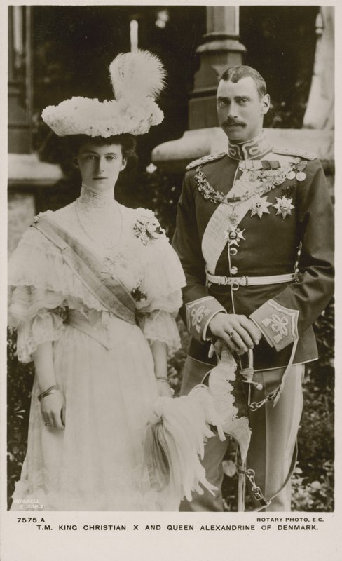 Le roi Christian X et la reine Alexandrine de Danemark - Russian Photographer