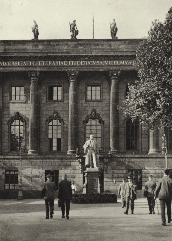 Berlin : Universität - Sasha Stone