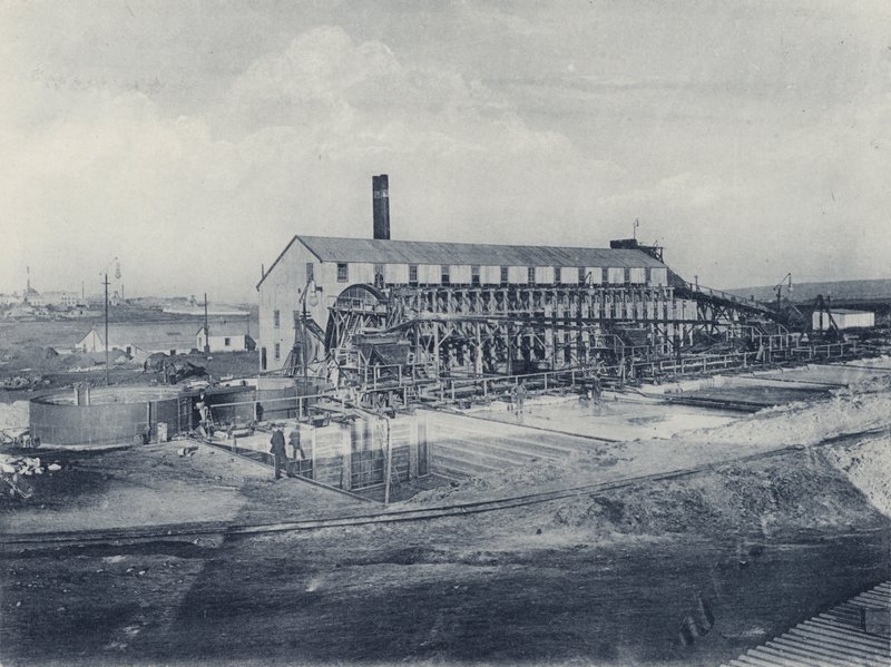 City and Suburban Gold Mining Company, nouvelle batterie et cyanuration - South African Photographer