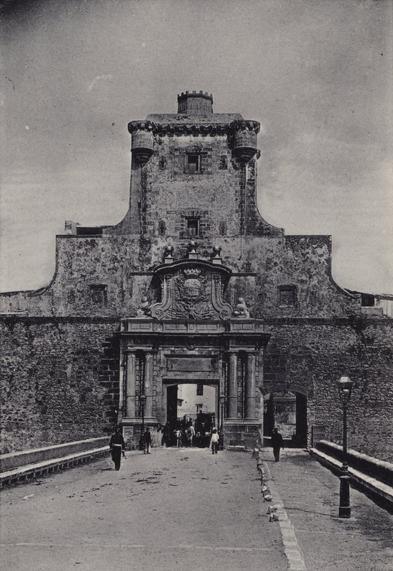 Cadix : Puerta de Tierra (photo n/b) - Spanish Photographer