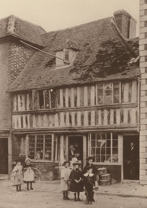 À Tenterden, Kent - William Galsworthy Davie