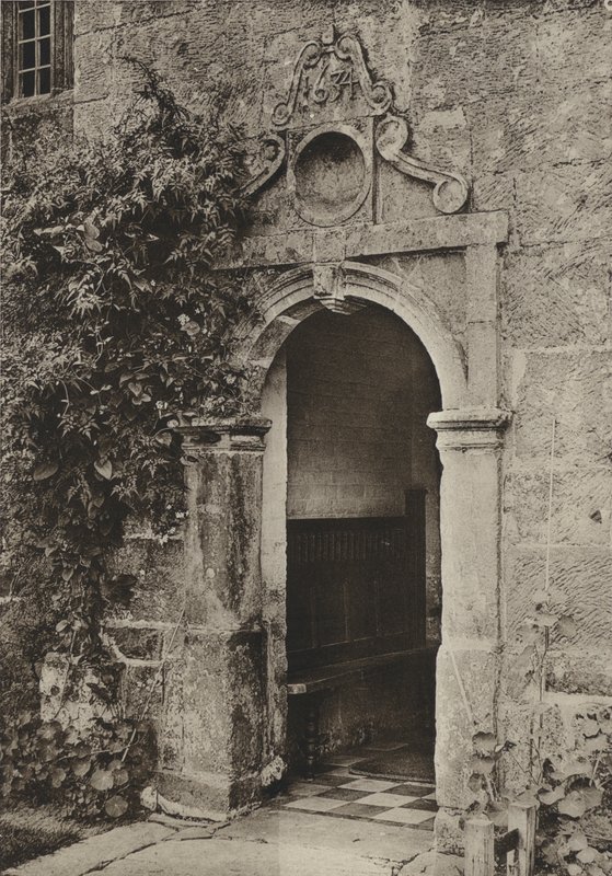 Porte, Batemans, Burwash, Sussex - William Galsworthy Davie