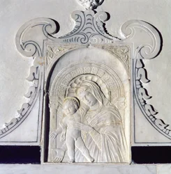 Bas-relief d