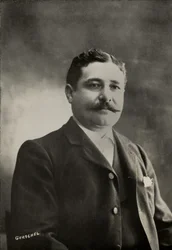 Portrait de l ecrivain Alphonse Daudet (photo)