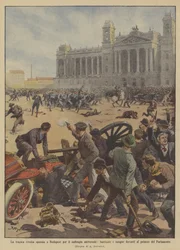 La tragique révolte ouvrière à Budapest pour le suffrage universel, barricades et sang devant