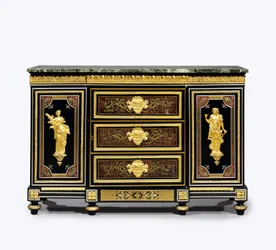 Cabinet latéral en marqueterie boulle avec montures en or moulu, fin Louis XVI