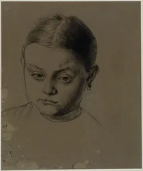 Tête de jeune fille de face, la tête légèrement penchée, boucle d