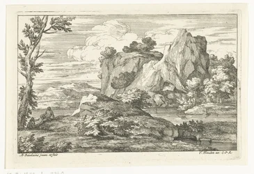 Paysage avec un grand rocher près d