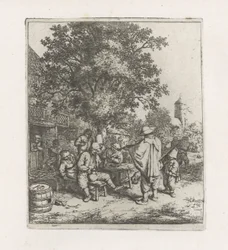 Deux musiciens avec un groupe buvant