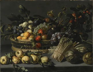 Nature morte avec des fruits empilés dans un panier, entourés de coings, de melons et d