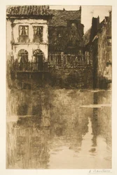 Vieilles maisons le long de l