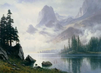 Montagne hors de la brume