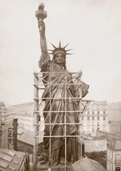 Assemblage de la Statue de la Liberté, Paris