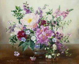 Fleurs dans un vase en verre