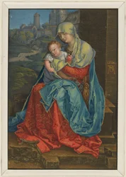 Marie assise avec l