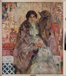 Femme avec un hibou grand duc