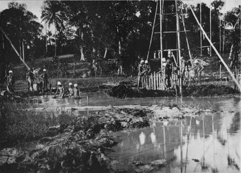 Exploitation minière de gemmes, Ceylan, vers 1890