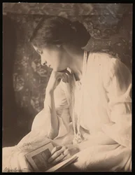 Alice Broughton photo d