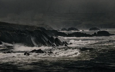 Cliffs Near Inch, 2018 (photographie peinte à la main)
