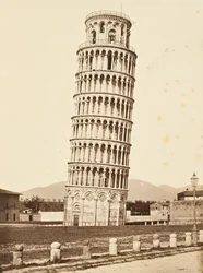 Campanile, Pise