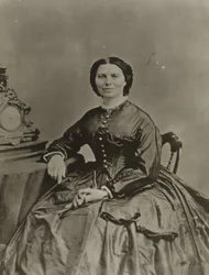 Clara Barton, vers 1865