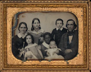 Portrait de famille, années 1860 (photo)