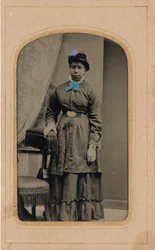 Portrait de femme, v. 1880 (photo)