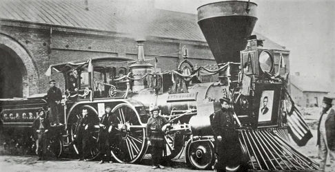 La locomotive qui a tiré le train funéraire d