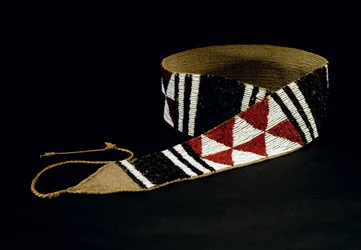 Ceinture Cérémonielle de Femme, tribu Maidu, Californie