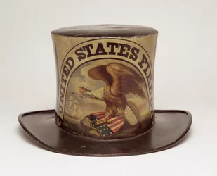Chapeau de parade de pompier peint par David Bustill Bowser, vers 1850