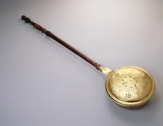 Chauffe-lit, probablement de Boston, 1780-90