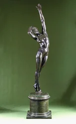 Figure en bronze d