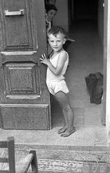 RAISINS AMERS - ENFANT NU