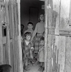 DES ENFANTS D