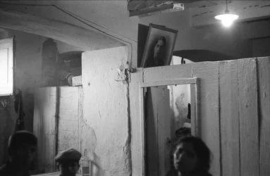 CROTONE - MAISON EN SOUS-SOL