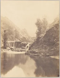 Paysage avec cascade