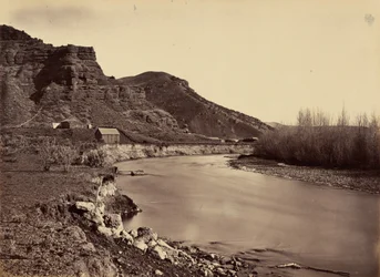 Planche 35. Echo City, en remontant la rivière Weber, 1869 (photo)