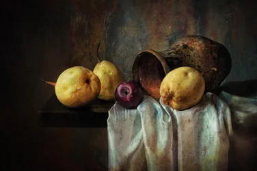 Poires rustiques et cruche