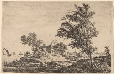 Voyageur passant deux grands arbres