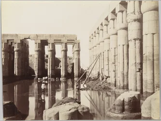 Temple de Louxor, vue de la cour d