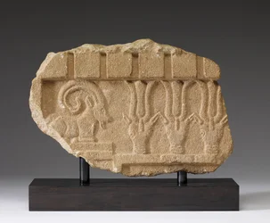 Fragment de frise avec un ibex et des oryx, 5e-4e siècle av. J.-C.