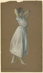 Femme debout avec les mains derrière la tête
