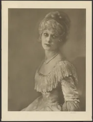 Une dame à l