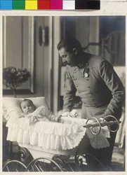 Archiduc François-Ferdinand avec son fils Maximilien
