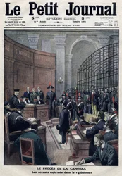 Le procès de la Camorra (Mafia napolitaine) : les charges Erricone place dans le "gabbione" à la cour d