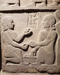 Relief représentant le fils du roi Araras, de Carchemish, Turquie, néo-hittite, 10e-8e siècle av. J.-C.