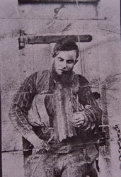 Membre du gang Kelly, Joe Byrne pendu après sa mort, 29 juin 1880