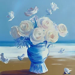 Fleurs de plage dans un vase bleu