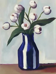 Fleurs blanches, vase bleu