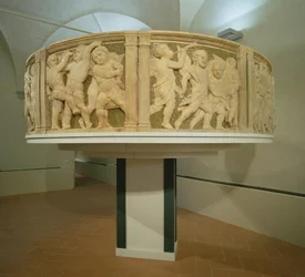 Extérieur de la chaire de la cathédrale de Prato (après restauration)